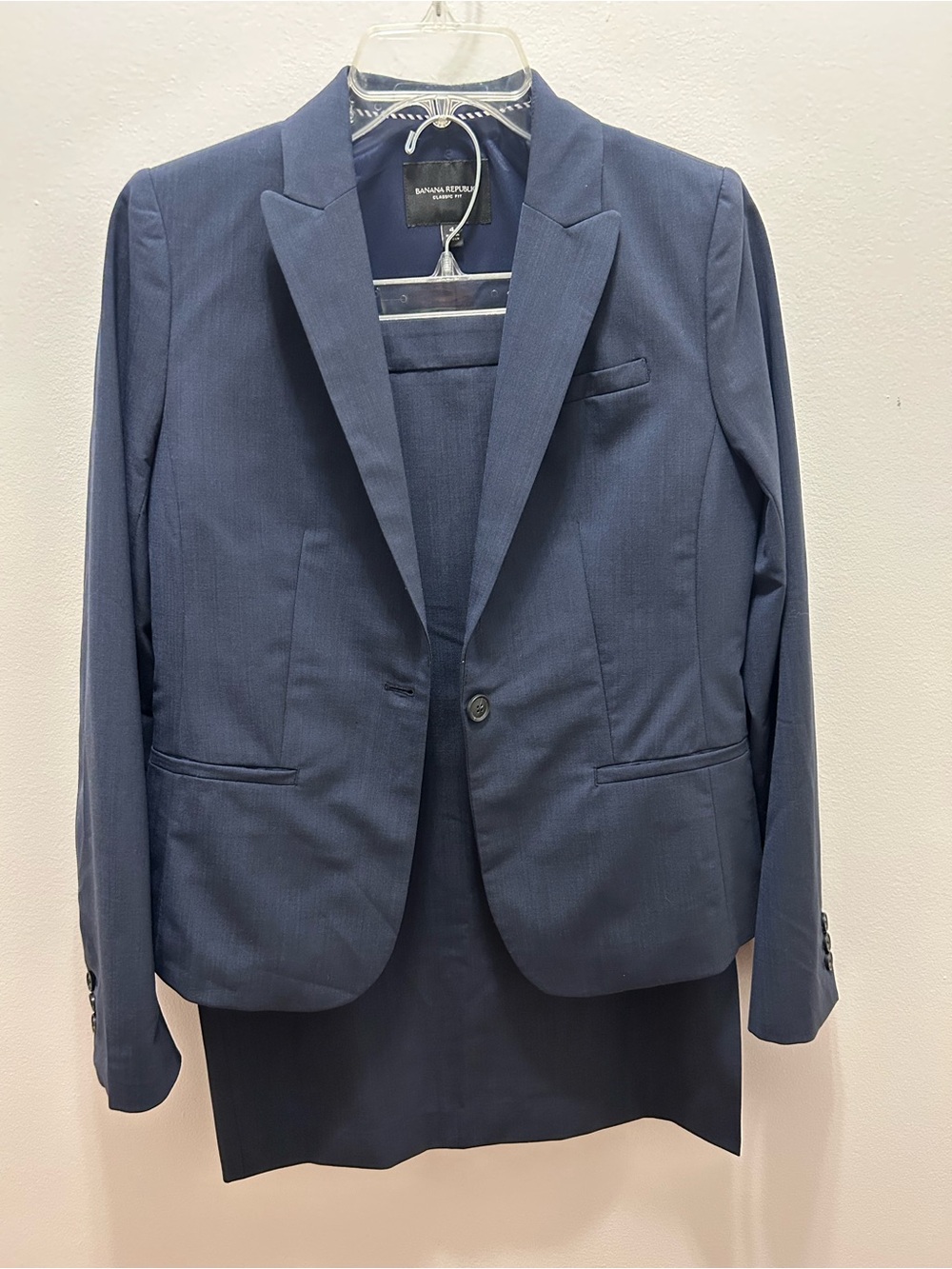 Banana Republic Women's Wool Blend Navy Blue Skirt& Blazer
